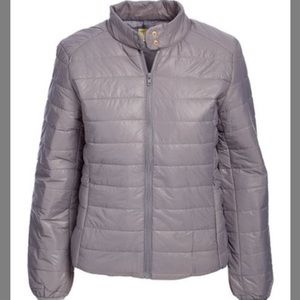 Lightweight fitted gray puffer jacket